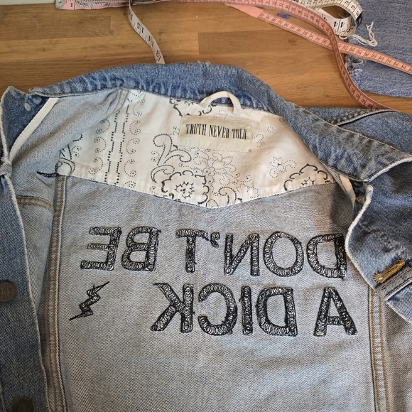 Truth Never Told Don't Be A D*ck Embroidered Jacket  L Unisex - Picture 7 of 15